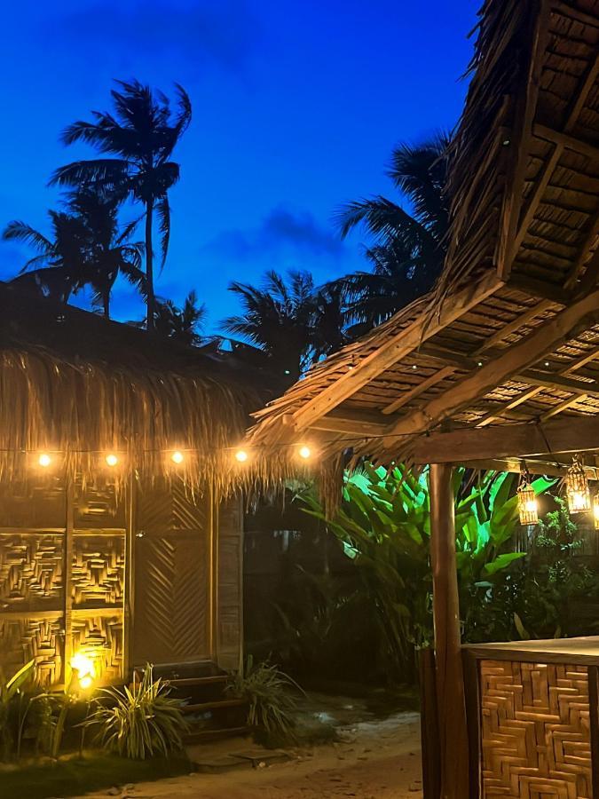 Siargao Tropic Hostel General Luna  Extérieur photo